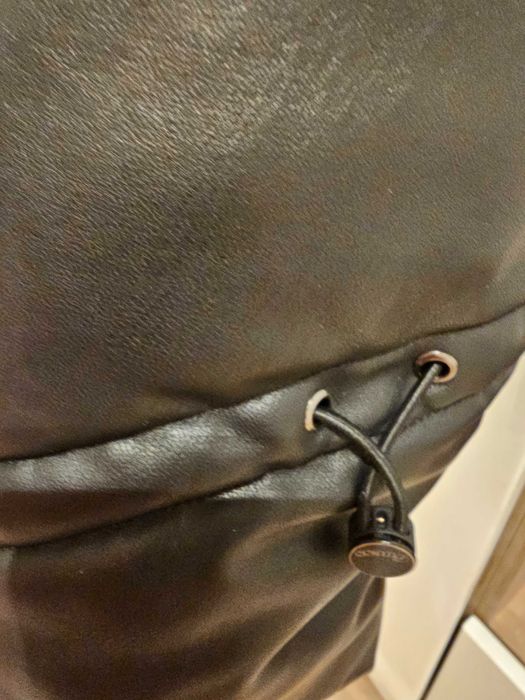 Зимно яке GUESS M-L