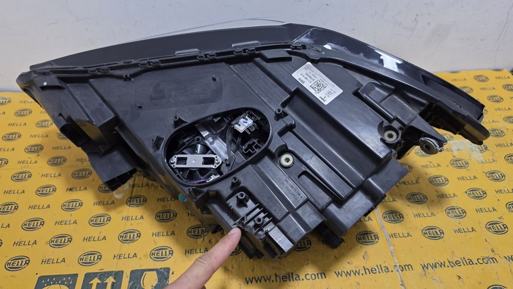 Far dreapta full led BMW X1 F48 facelift lci avariat spart 5A01178Far dreapta full led BMW X1 F48 facelift lci avariat spart 5A01178