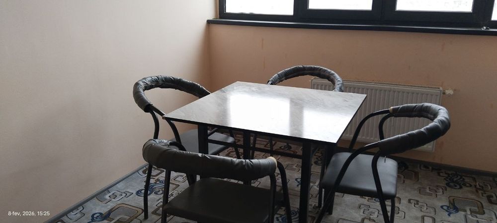 Student qizlarga kvartira