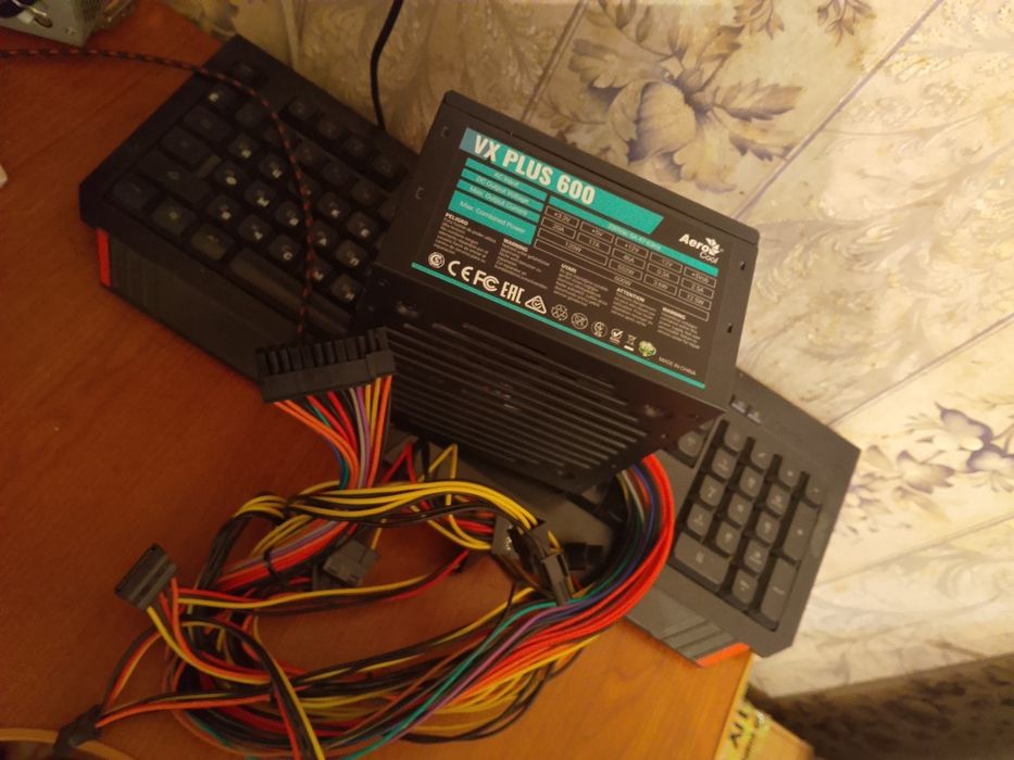 Продам  бп.  на 600 ват