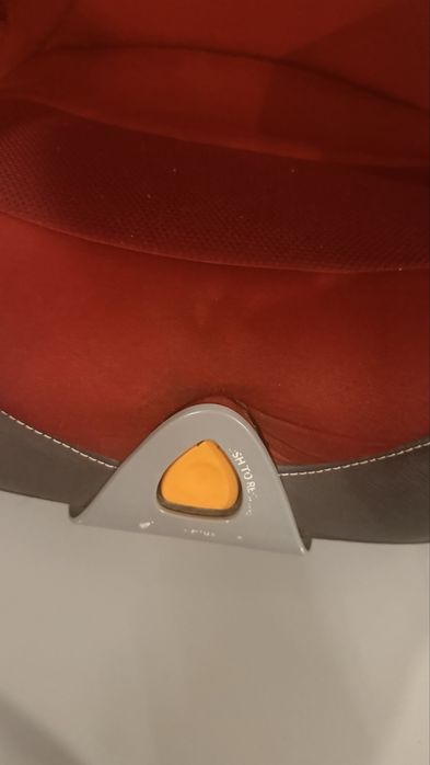 Scaun masina copii Chicco 15-36 kg