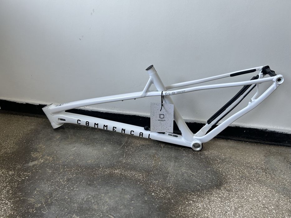 Vand cadru hardtail commencal
