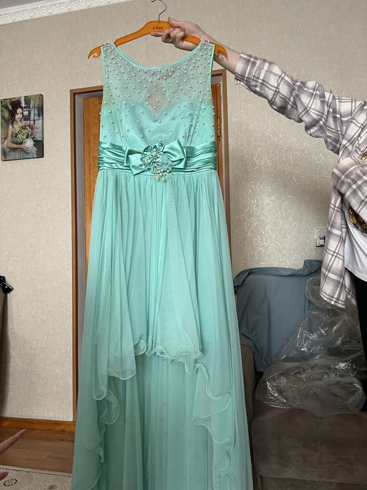 Вечернее платье , размер S, бирюзового цвета