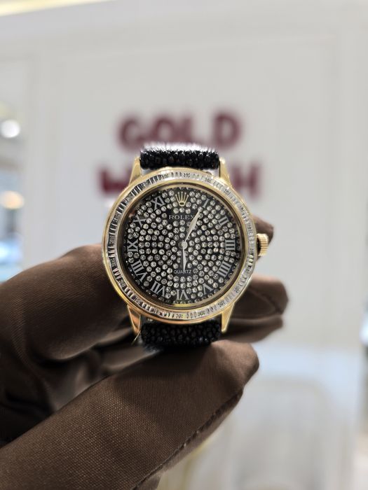 Женская модель Ролексов с очень красивыми циферблатами