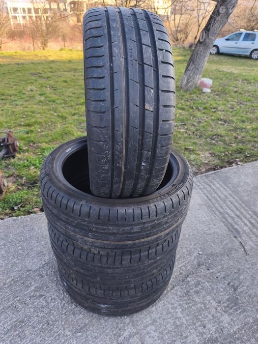 Anvelope de vară 225 40 R18 Nokian