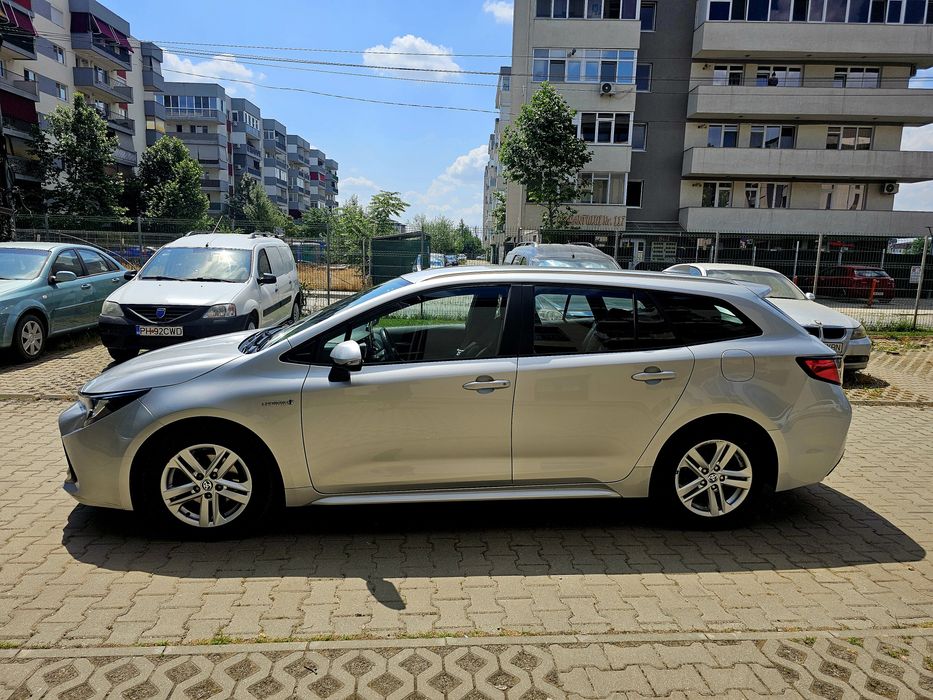 TOYOTA Corolla 2022 — imagine 4