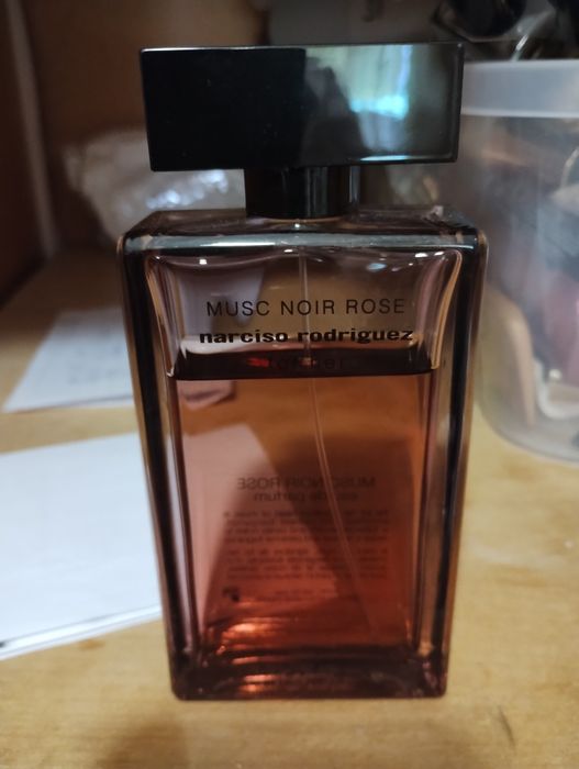 Narciso Rodríguez Musk noir rose