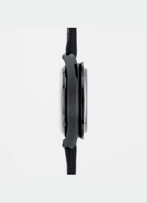 Omega Speedmaster Dark Side of the Moon 44.25 mm 311.92.44.51.01.003 Black Ceramic