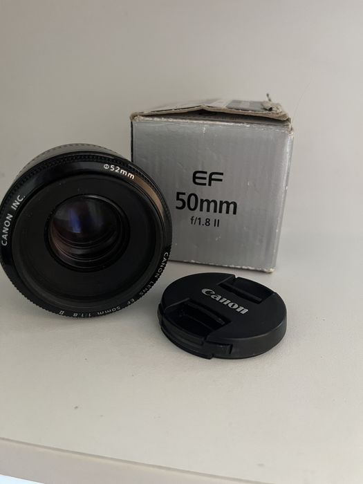 Объектив Canon EF 50 mm 1.8