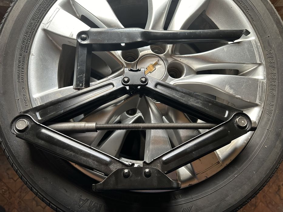 Продам домкрат с баллоником