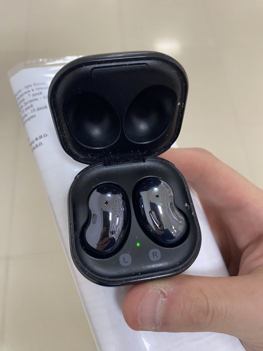 Продам Samsung наушники