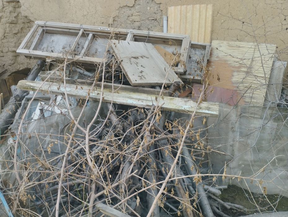 Утин , ёгоч тахта текинга бервораман