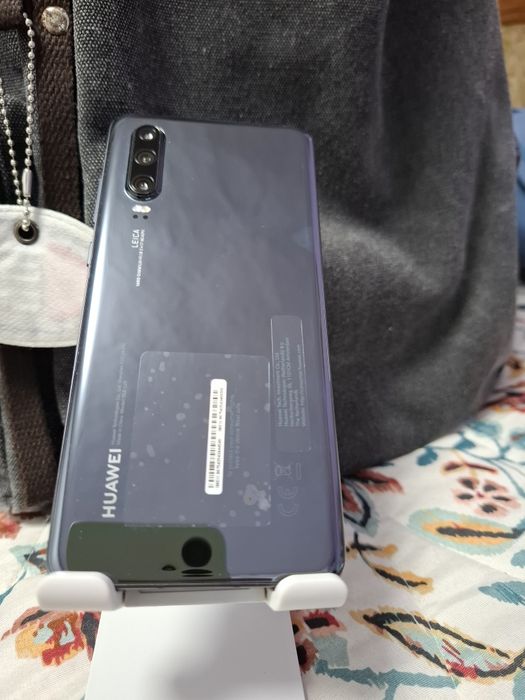 Vand Huawei p30 ca si nou