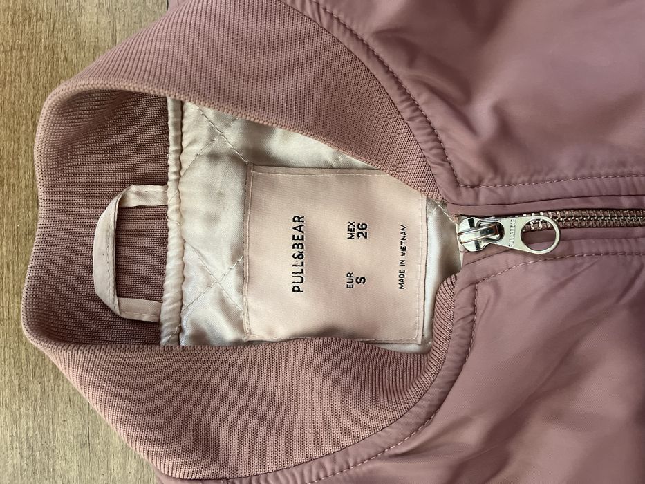 Дамски якета Pull and Bear