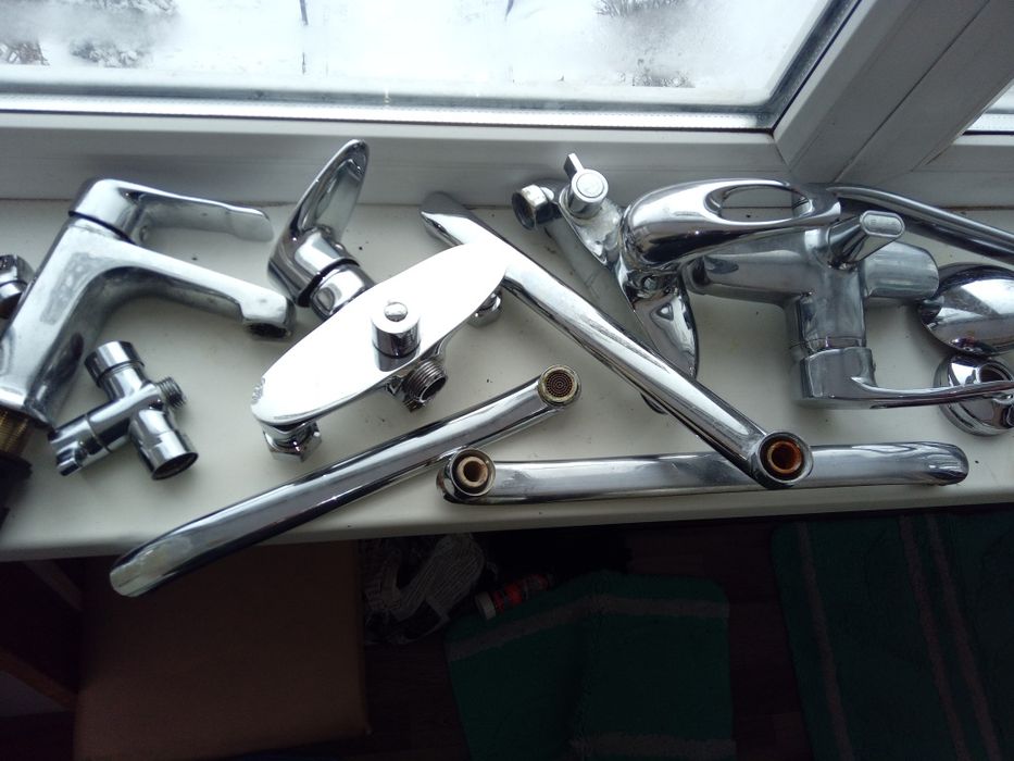 Продам смесители  б у