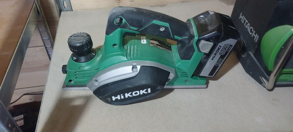 Rindea și radio Hikoki