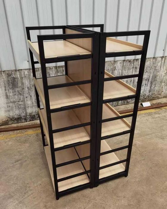 Прилавки, стеллажи, витрины для магазинов на заказ.