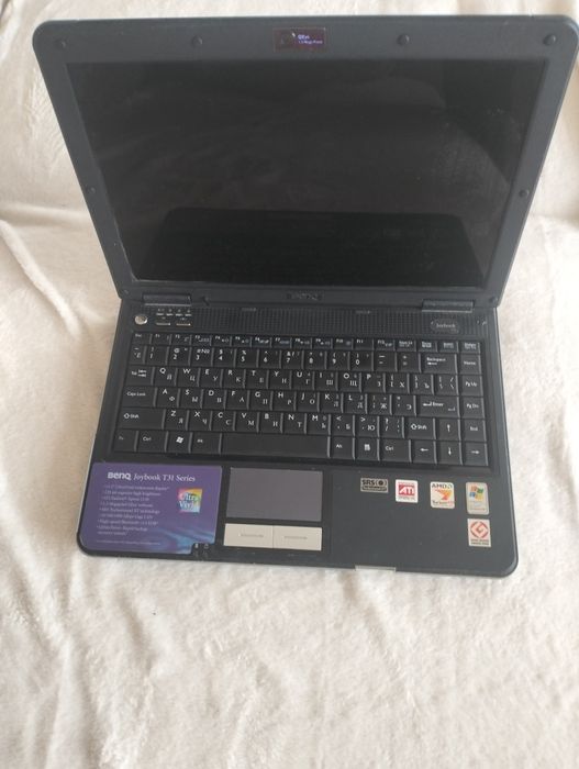 Продам ноутбук .