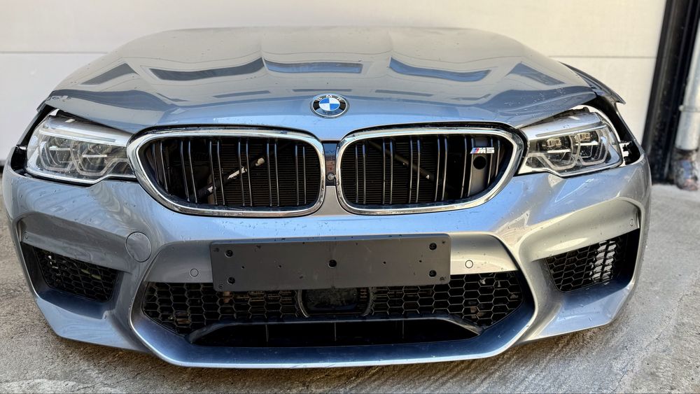 BMW M5 F90 Части за челен удар