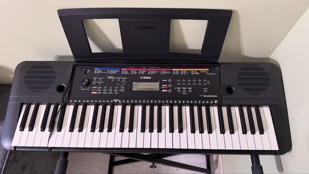 Продам yamaha e263