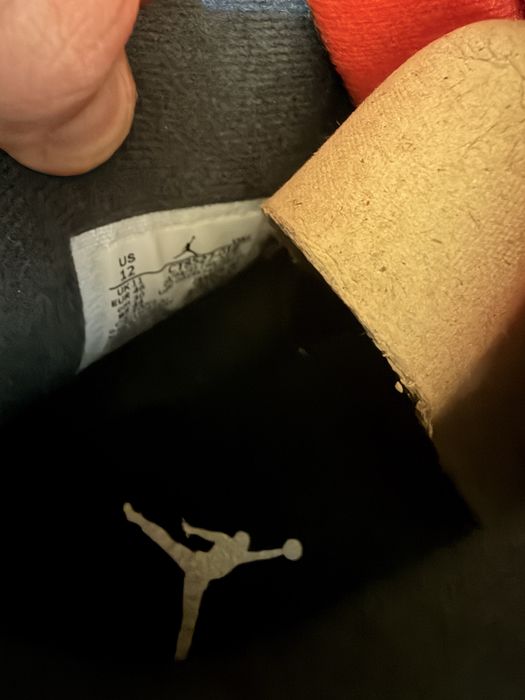 Jordan 4 Red Thunder