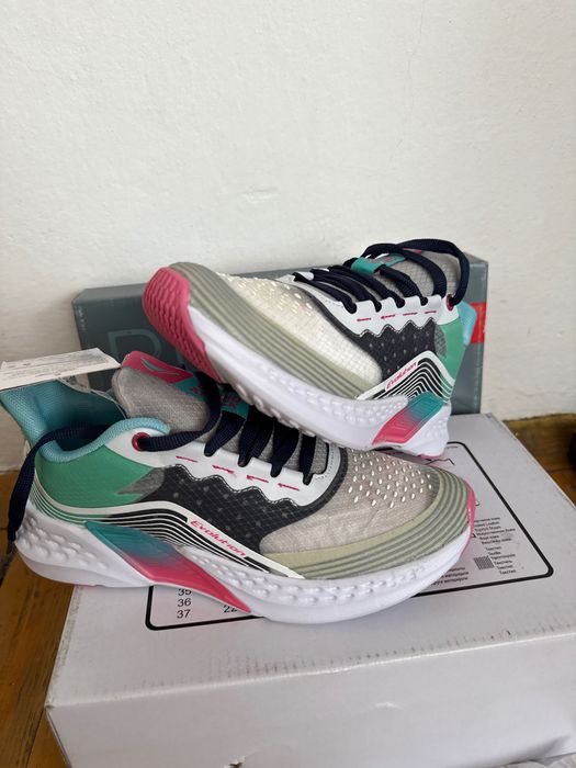 Женски маратонки