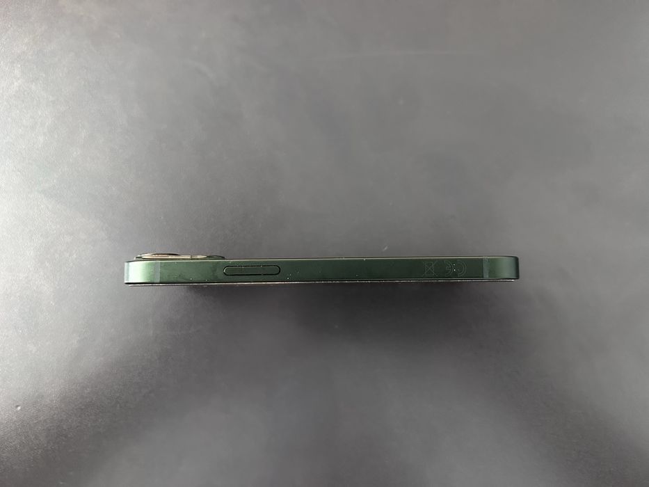 iPhone 13 mini
