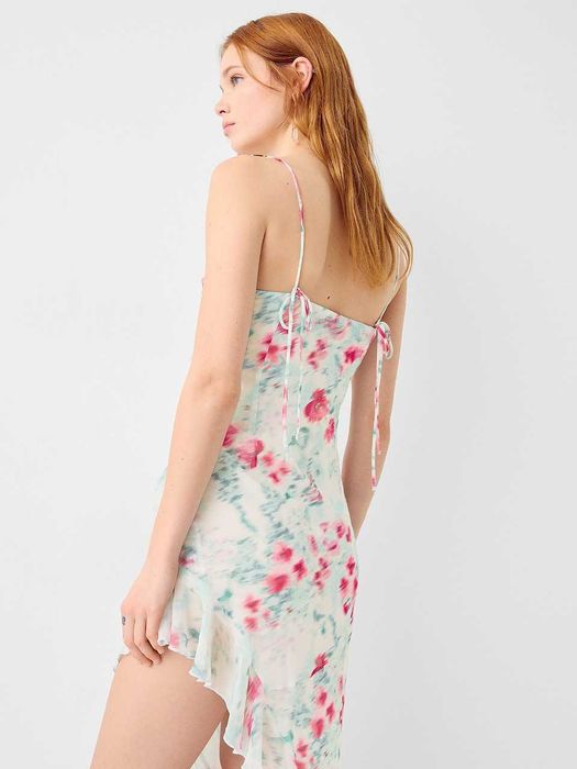 Лятна асиметрична рокля