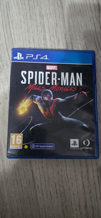 Продам  SONY PS4