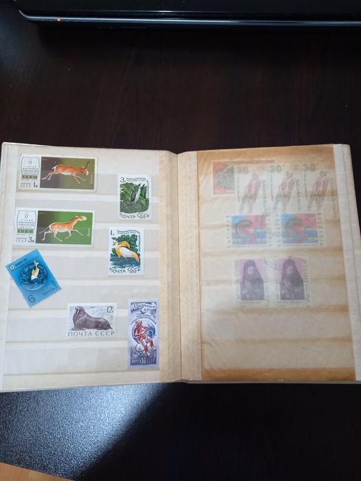Албум с пощенски марки