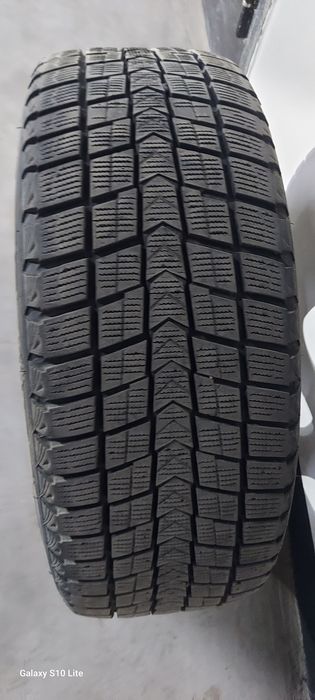 Диски с зимней резиной Ls460