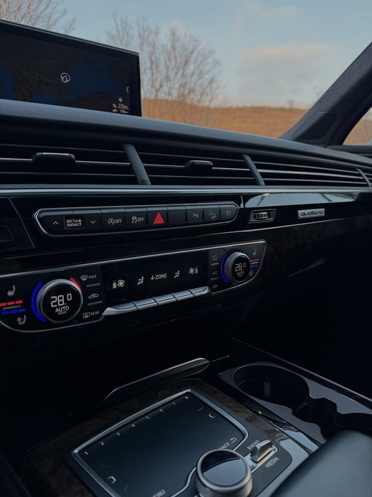 Audi Q7 3.0 TFSI Quattro PRESTIGE 333 к.с.