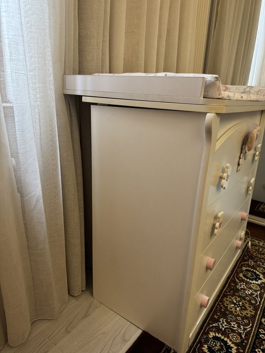 Пеленальный столик-комод