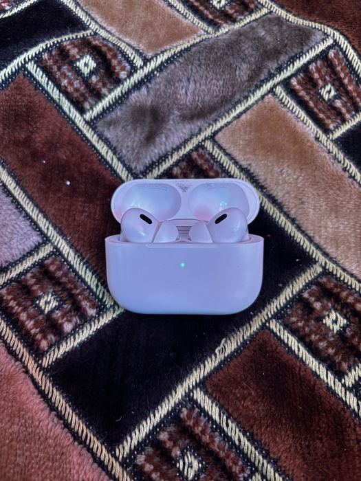 Продам AirPods pro