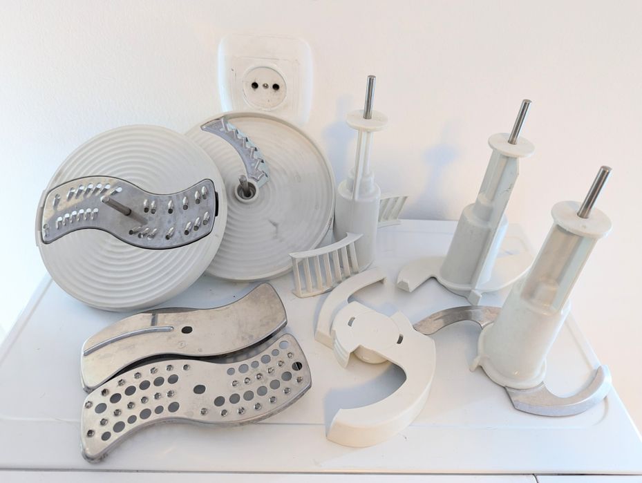 Продам кухонный комбайн Braun