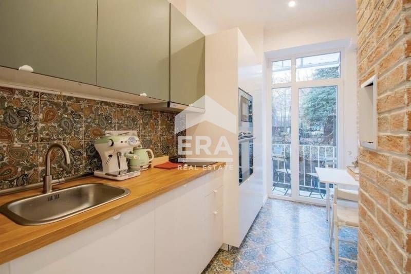 Продава се Двустаен апартамент в София, Докторски паметник - 40 кв.м за 3685 €/кв.м - Снимка #8