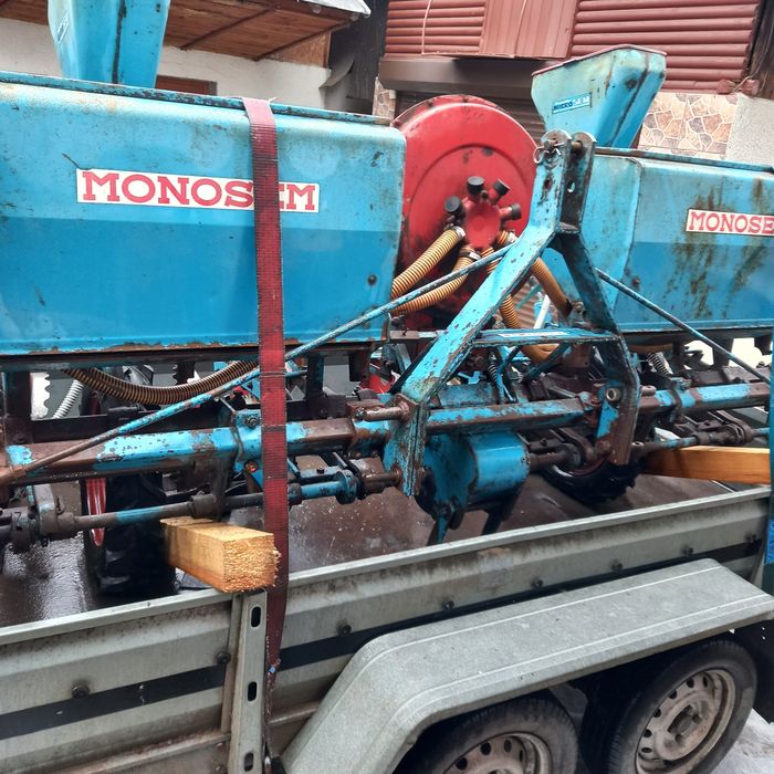 Semănătoare porumb 4 rânduri,monosem