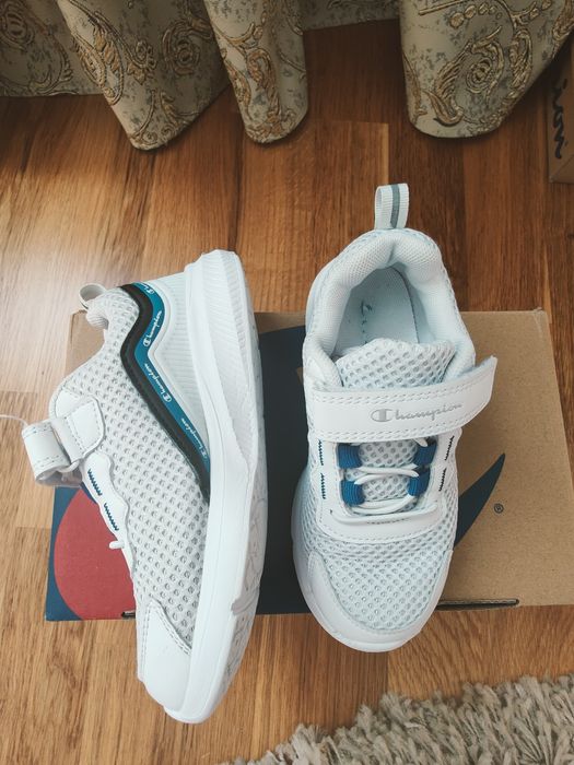 Adidas, papuci champions, zara, next nike mărimea 30