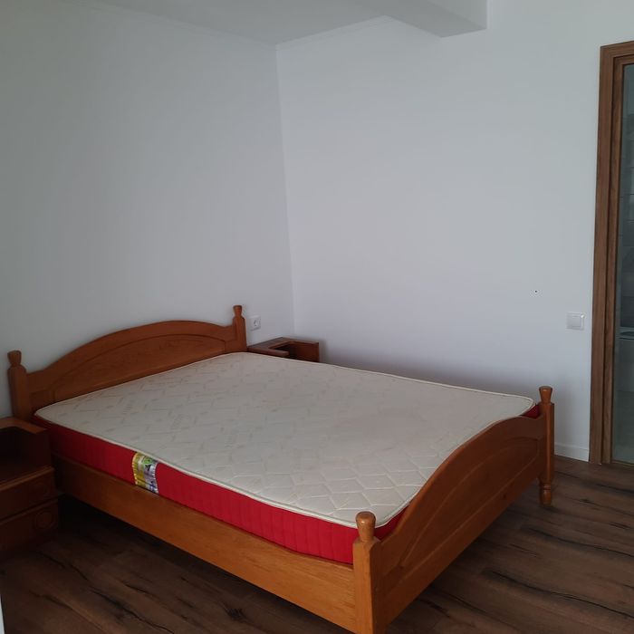 Inchiriez casa 2 camere zona Galata