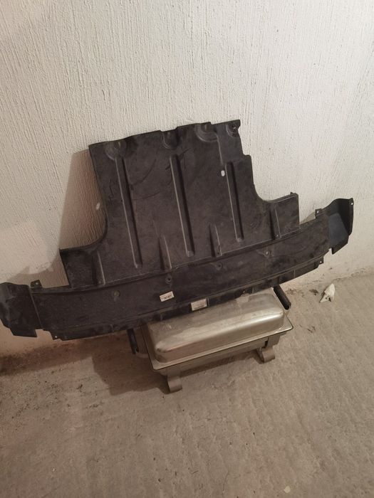 Продавам останали авточасти