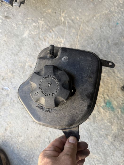 Vas expansiune bmw x5 e70 x6 e71