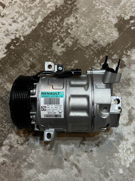Compresor AC RENAULT cod piesă: 92600 0373R-A