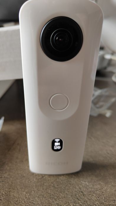 Cameră 360 Ricoh theta sc2 impecabilă