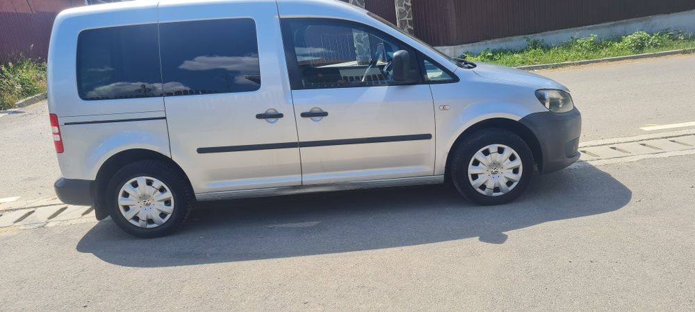 VOLKSWAGEN Caddy 2010 — imagine 3