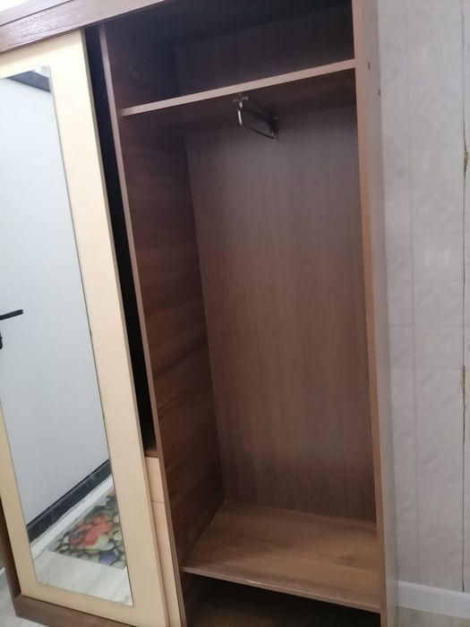 Продам мебель в прихожую