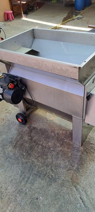 Desciorchinator inox pt struguri