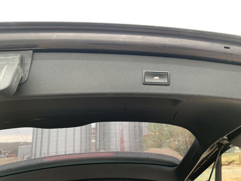 Ауди Q5 2.0 тди 2012 год на части