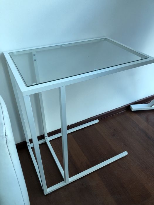 Столик IKEA  ВИТШЕ 18000т