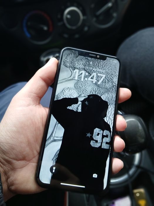 Iphone 11 pro max 64 GB