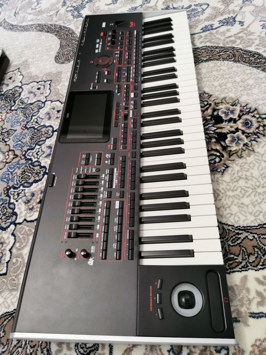 Korg pa4x lar sotiladi holati yangi